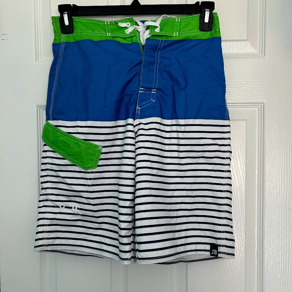 Joe Boxer Swim trunks with pockets. Small NWOT